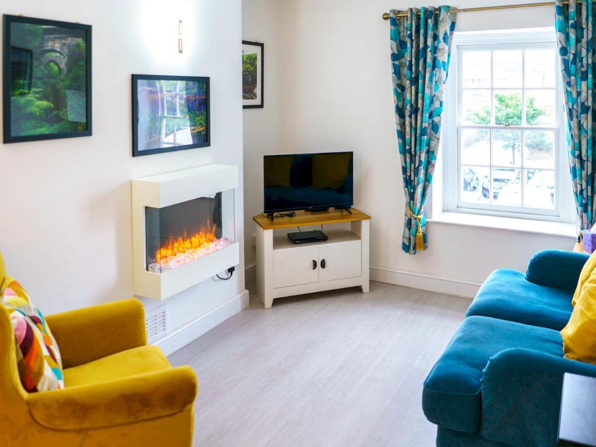Pass The Keys Modern 2 Bed Flat Overlooking Aberaeron Harbour Luaran gambar